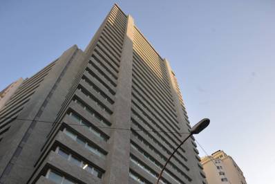 Policiais chegam ao Rio em caravanas para reforçar ato na Alerj contra reformas