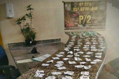 Policial é baleado durante troca de tiros com criminosos em Araruama