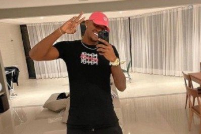 Advogado entra na Justiça para cobrar dívida de goleiro do Flamengo