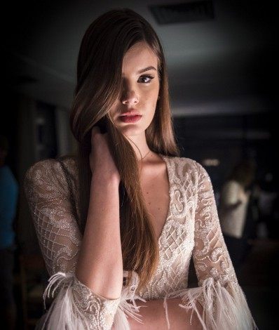 Angel/ Arlete (Camila Queiroz) - Globo/Alex Carvalho