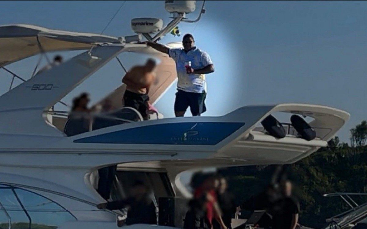 No Condom&iacute;nio da Barra da Tijuca do &lsquo;fara&oacute; das criptomoedas&rsquo;, foram apreendidos mais de R$147 milh&otilde;es em bitcoins, que estavam em carteiras f&iacute;sicas, al&eacute;m de quase R$ 14 milh&otilde;es em esp&eacute;cie