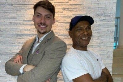 Renan Bolsonaro já fez homenagem à ex-funcionário que denunciou esquema de 'rachadinha' da família