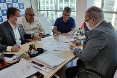 Prefeitura e Estado fecham parceria para obras de asfalto em Caxias