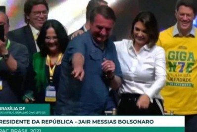 Bolsonaro, sobre Moraes: 'Achando que vão me brochar, que vou recuar'