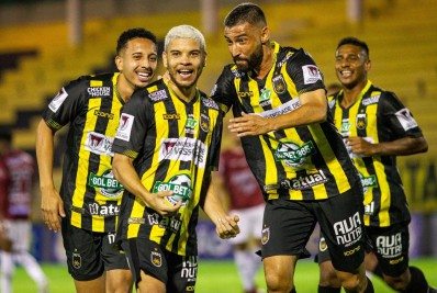 Voltaço vence Ferroviário-CE por 2 a 0