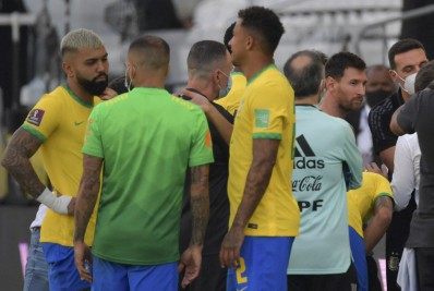 Messi questiona Anvisa após interrupção da partida contra o Brasil: 'Por que não autuaram antes?'