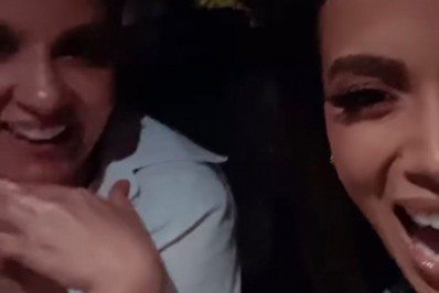 Solteira, Maiara sai com Anitta em Miami