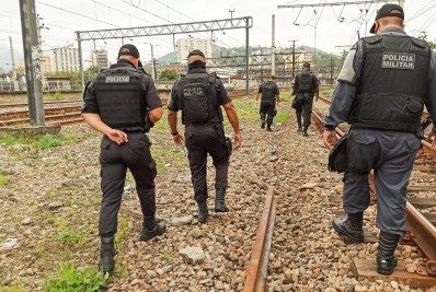 Após constantes furtos de cabos, PM faz operação em ramais da SuperVia