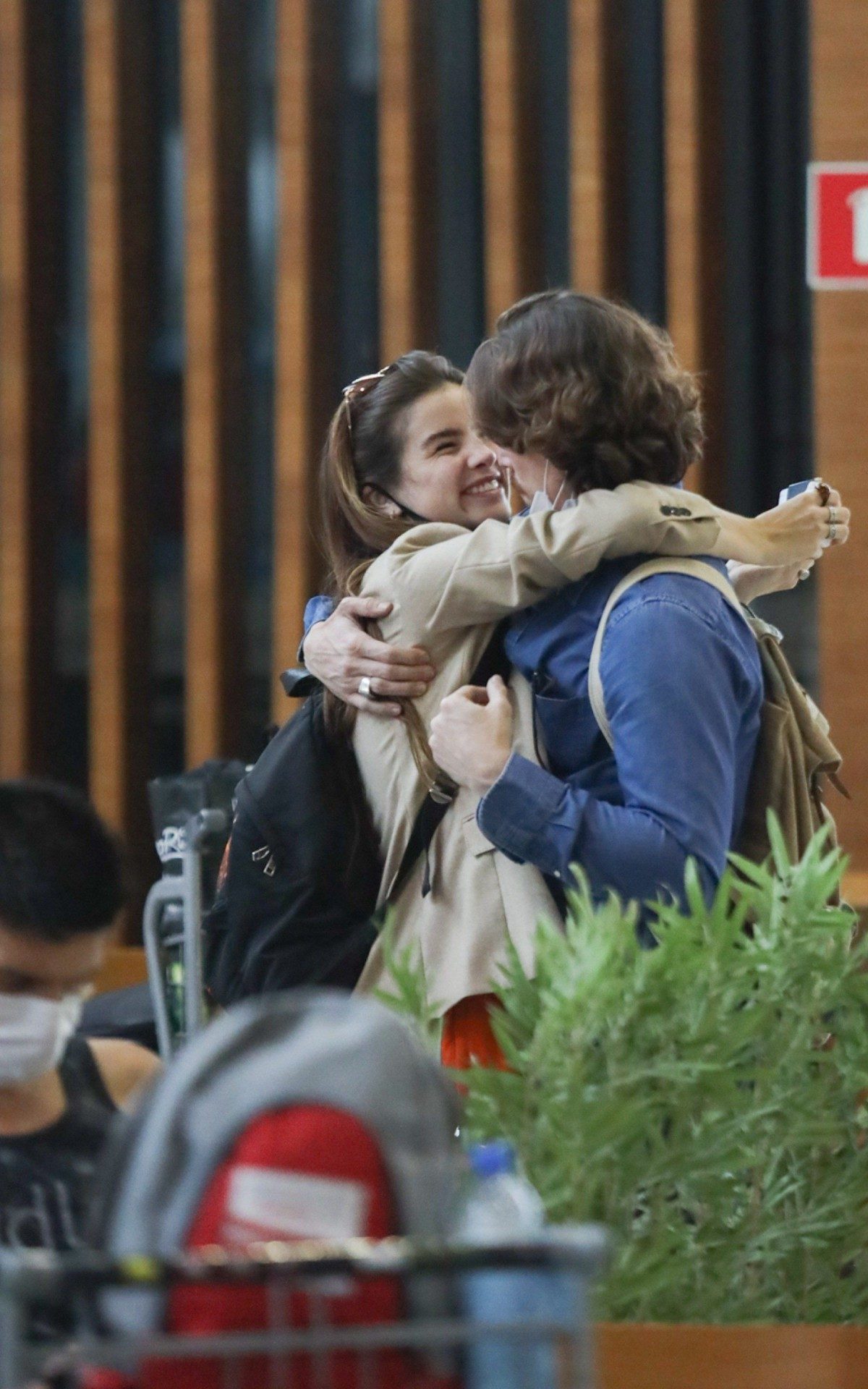 Giulia Be e R&ocirc;mulo Arantes Neto   