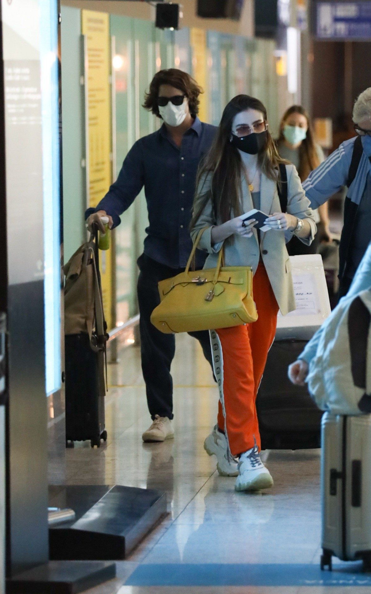 R&ocirc;mulo Arantes Neto e Giulia Be