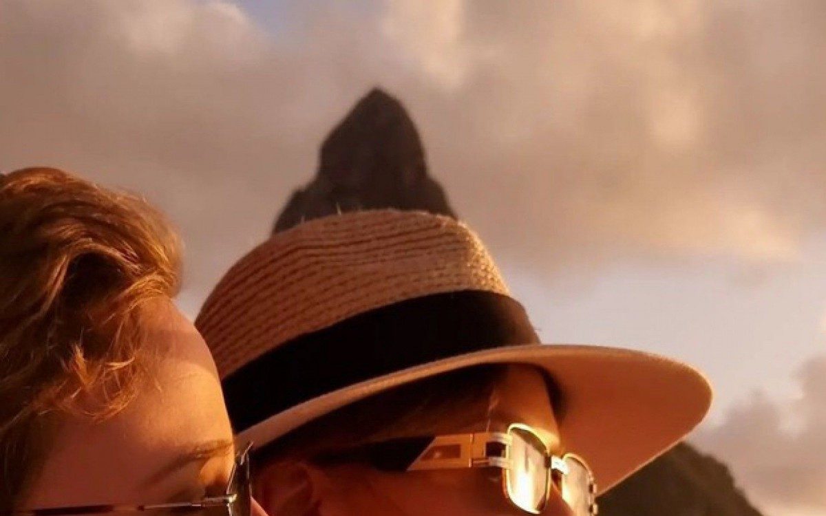 Vit&oacute;ria Strada e Marcella Rica