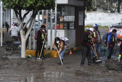 Hospital é inundado por chuva e 16 pacientes morrem no México
