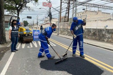 Prefeitura do Rio tapa 1.683 buracos em mutirão nas ruas da cidade