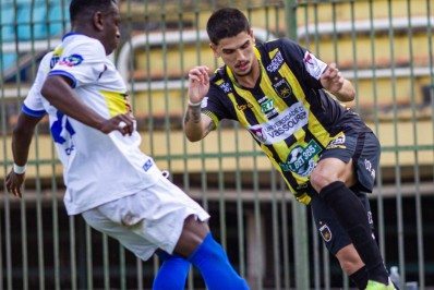 Voltaço perde para o Sampaio Corrêa-RJ e está eliminado da Copa Rio