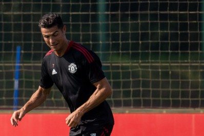 Cristiano Ronaldo faz 1° treino no Manchester United para a estreia de sábado
