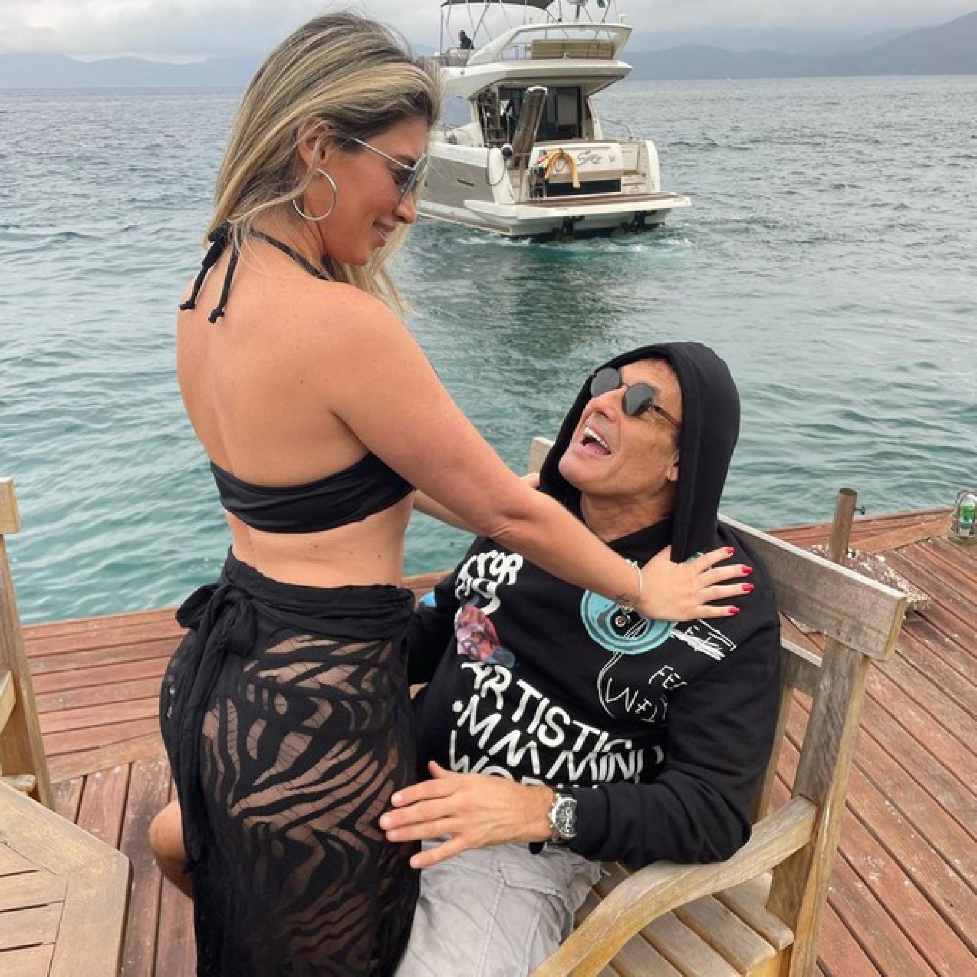 Sérgio Mallandro e a namorada, a carioca Danielly Borges - Reprodução/Instagram