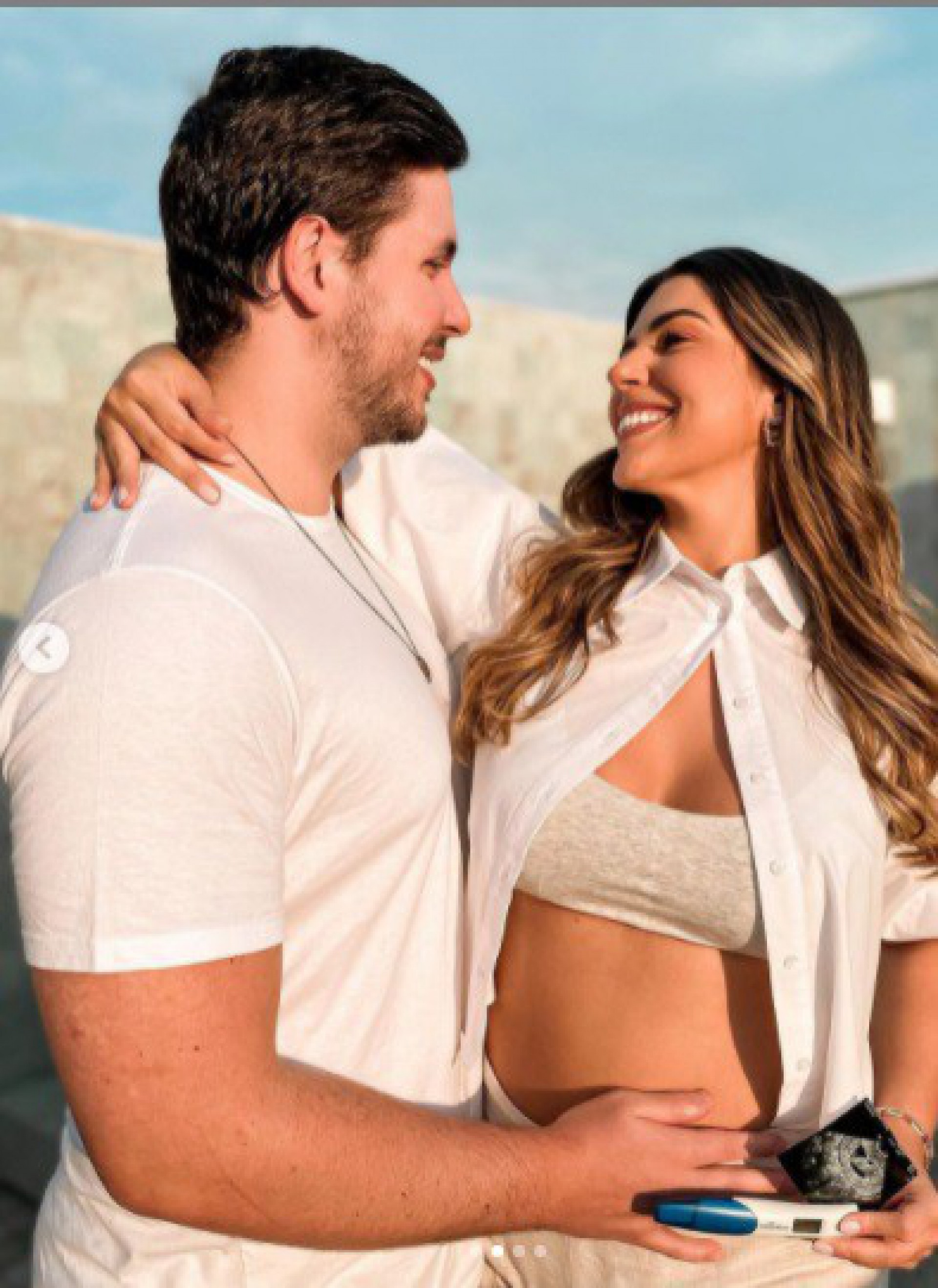 Ex-BBB anunciou espera do primeiro filho com o namorado, Leo Hirschmann - Reprodução/Instagram