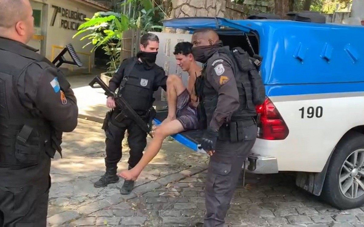 Criminoso foi preso em imóvel na Rua Gomes Lisboa, em Santa Tereza - Reprodução de vídeo