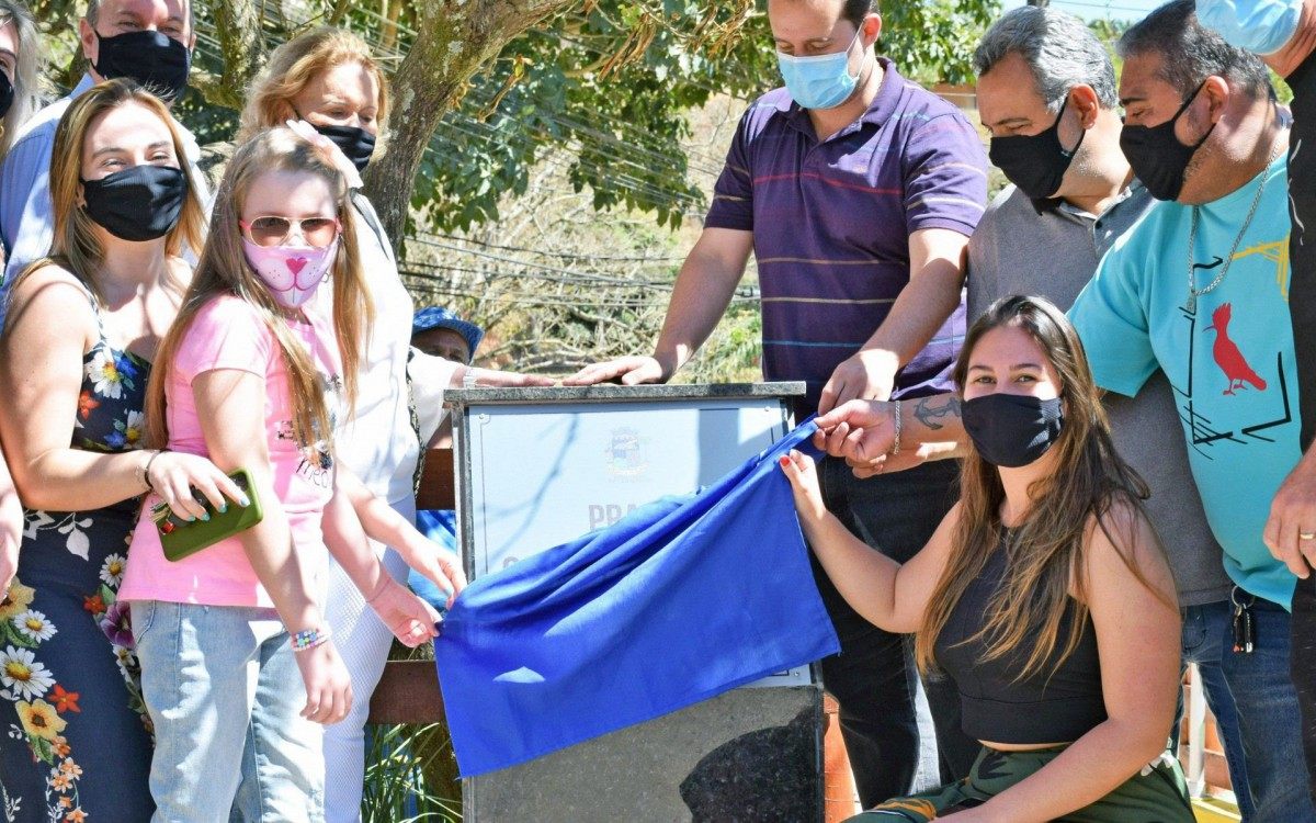 Placa homenageia um patiense