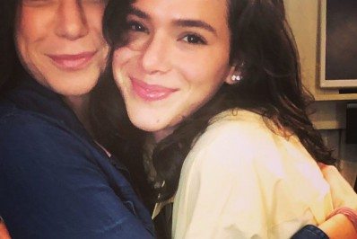 Bruna Marquezine compra presentes para toda equipe em último dia de gravação