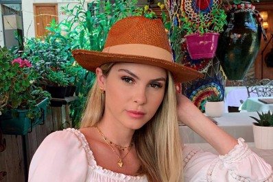 Grávida de gêmeos, Bárbara Evans revela perda de um dos bebês