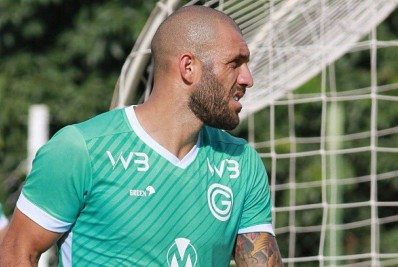 Botafogo faz consulta por Fernandão e estuda realizar proposta ao atacante