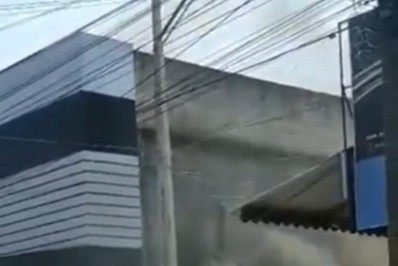 Incêndio atinge loja em São Gonçalo