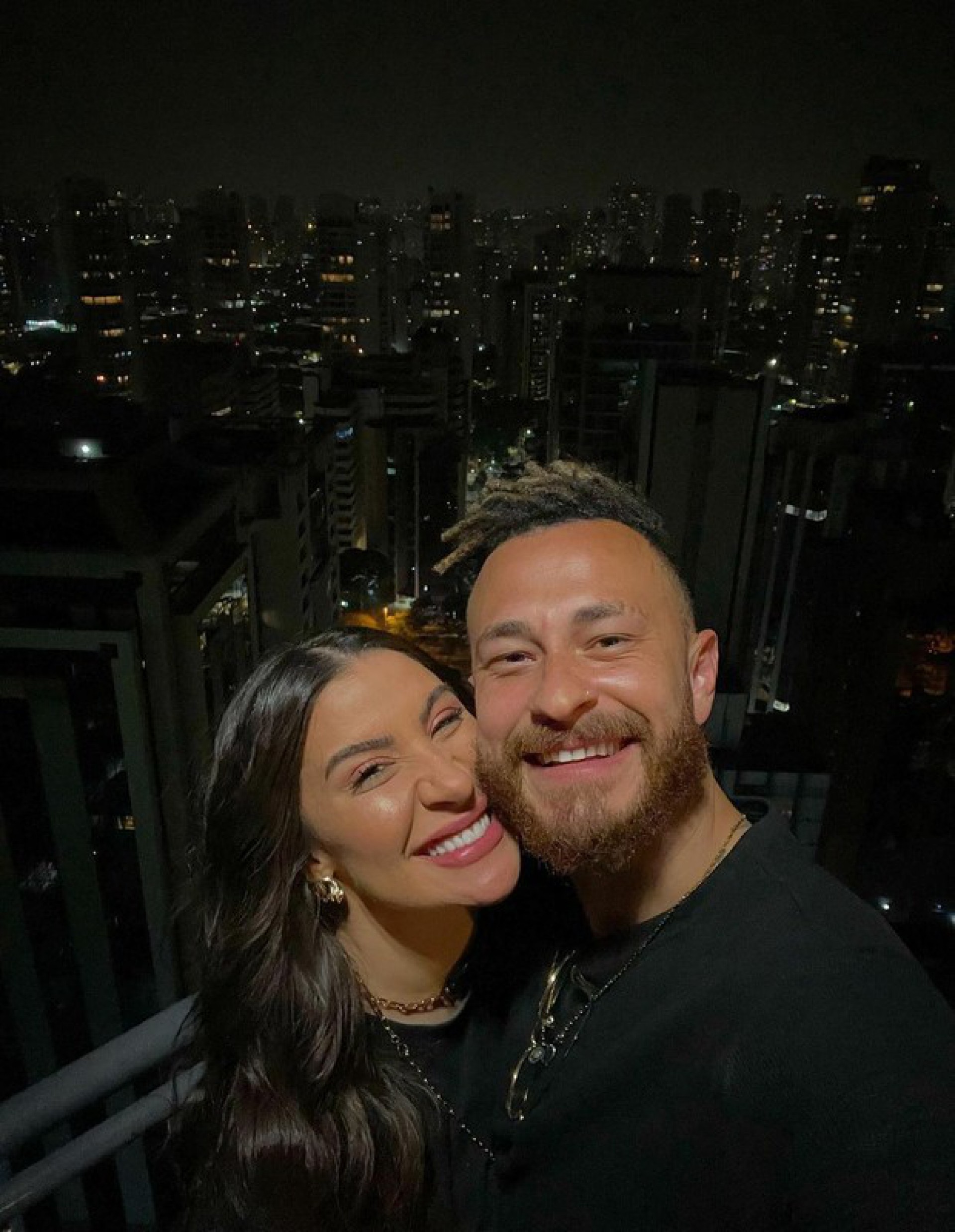Bianca Andrade e Fred comemoram um ano de namoro em grande estilo - Reprodução Internet 