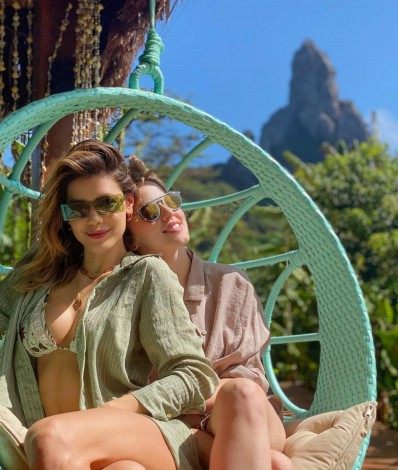 Marcella Rica e Vitória Strada curtem férias em Fernando de Noronha - Reprodução
