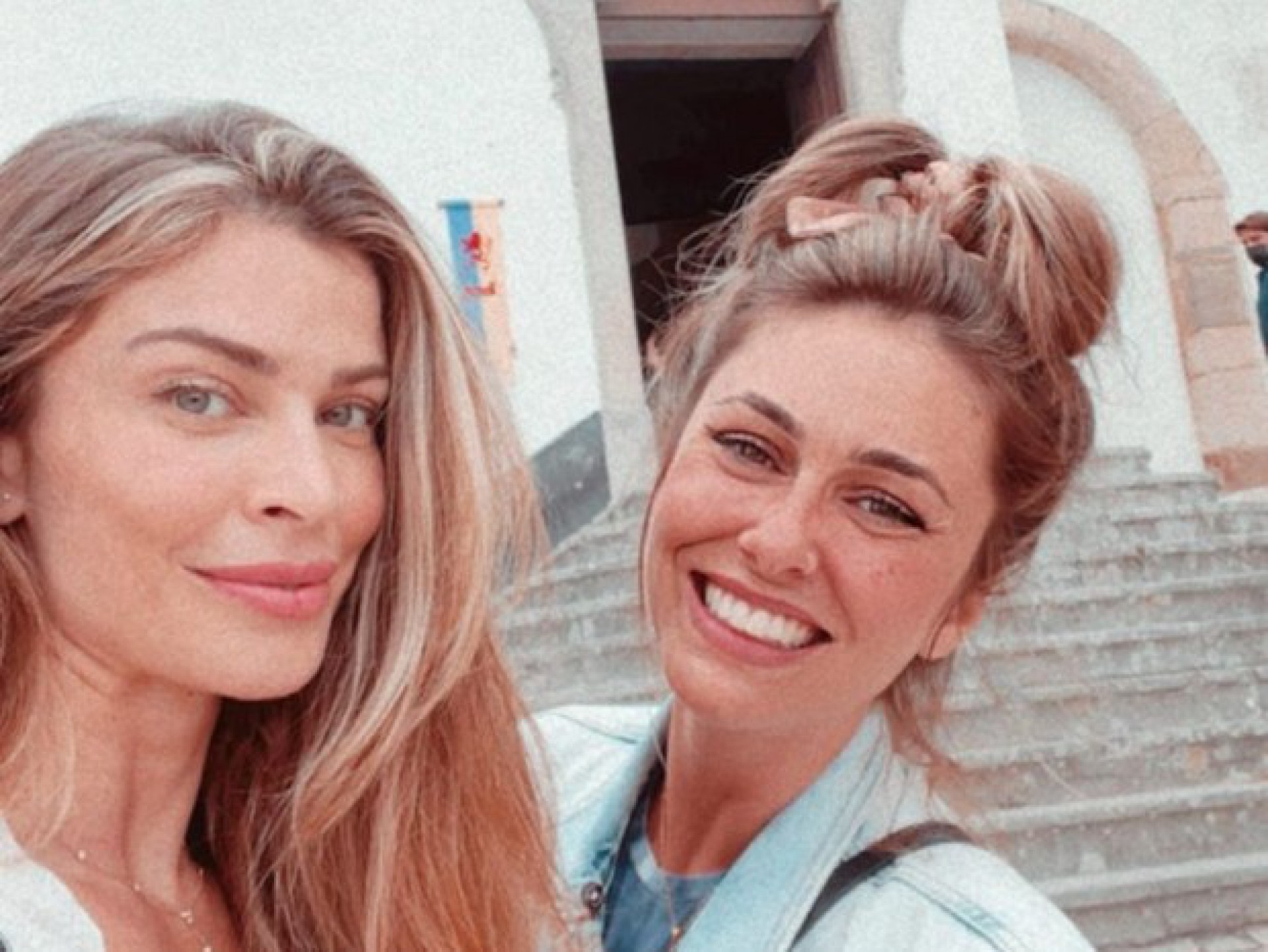 Grazi Massafera e amiga viajam para Portugal - Reprodução Internet