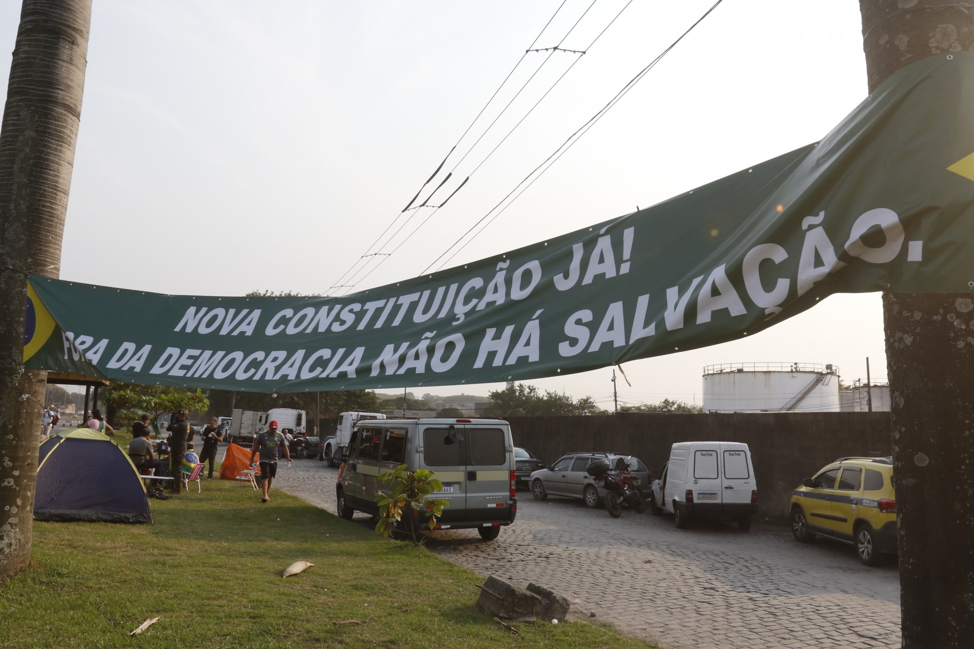 Geral - Manifestaçao caminhoneiros na BR040, na altura da reduc. - Reginaldo Pimenta / Agencia O Dia