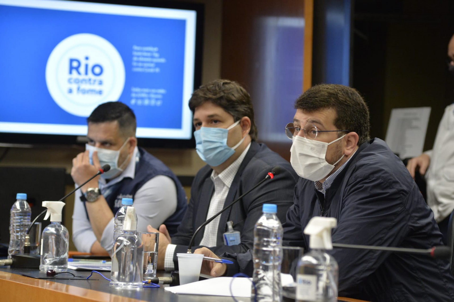 Rio tem queda de casos, internações e atendimentos na rede, aponta boletim da covid-19