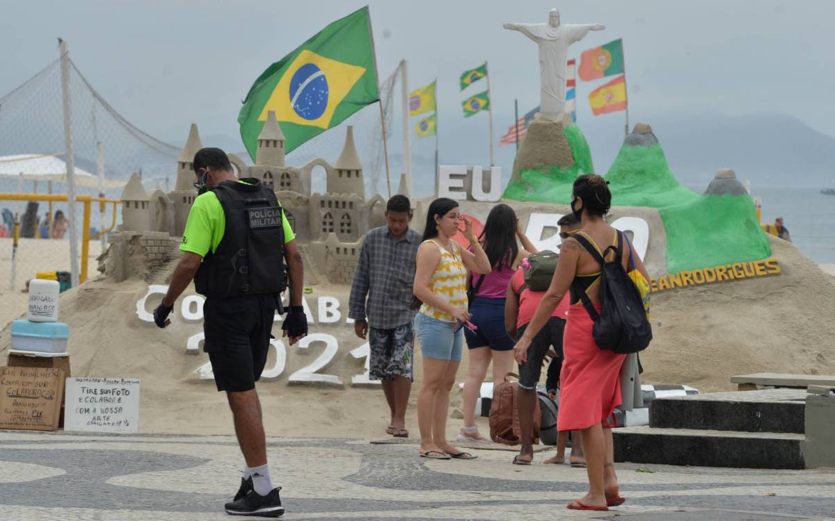Rio de Janeiro - 11/09/2021 - CIDADE/ POLICIA / - Policiamento Reforcado na orla da zona sul do Rio neste sabado (11) na zona sul do Rio, Foto : Fabio Costa/ Agencia O Dia