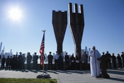 Norte-americanos prestam homenagem aos quase 3 mil mortos do 11 de setembro