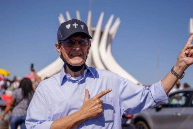 Em vez de governo, ala do PTB quer Roberto Jefferson na raia presidencial