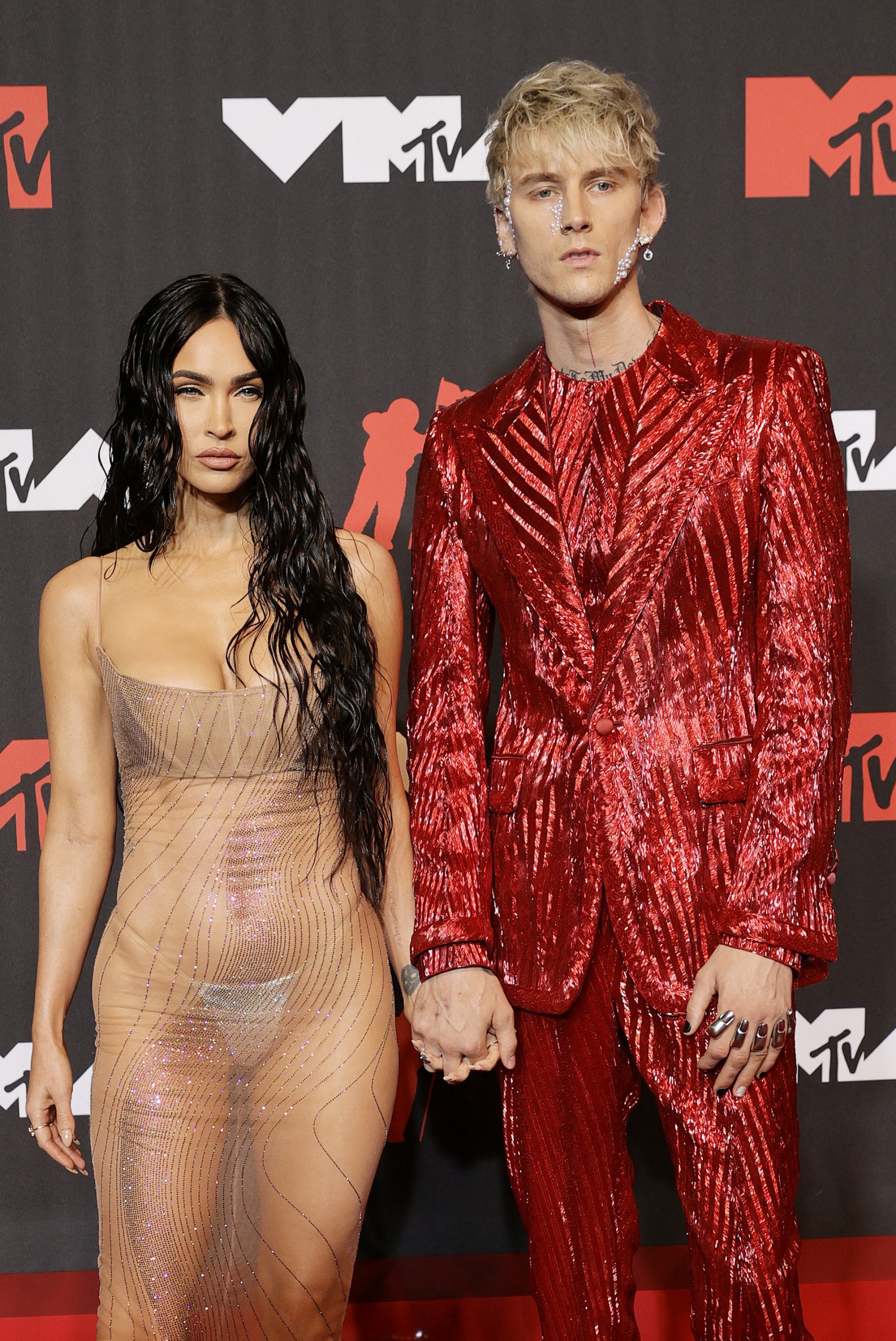 Megan Fox e Machine Gun Kelly - AFP