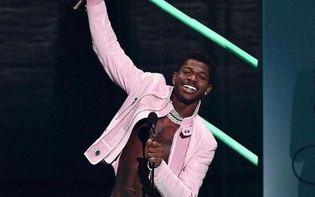 Lil Nas X ganhou o pr&ecirc;mio de 'V&iacute;deo do Ano' no MTV VMA 2021