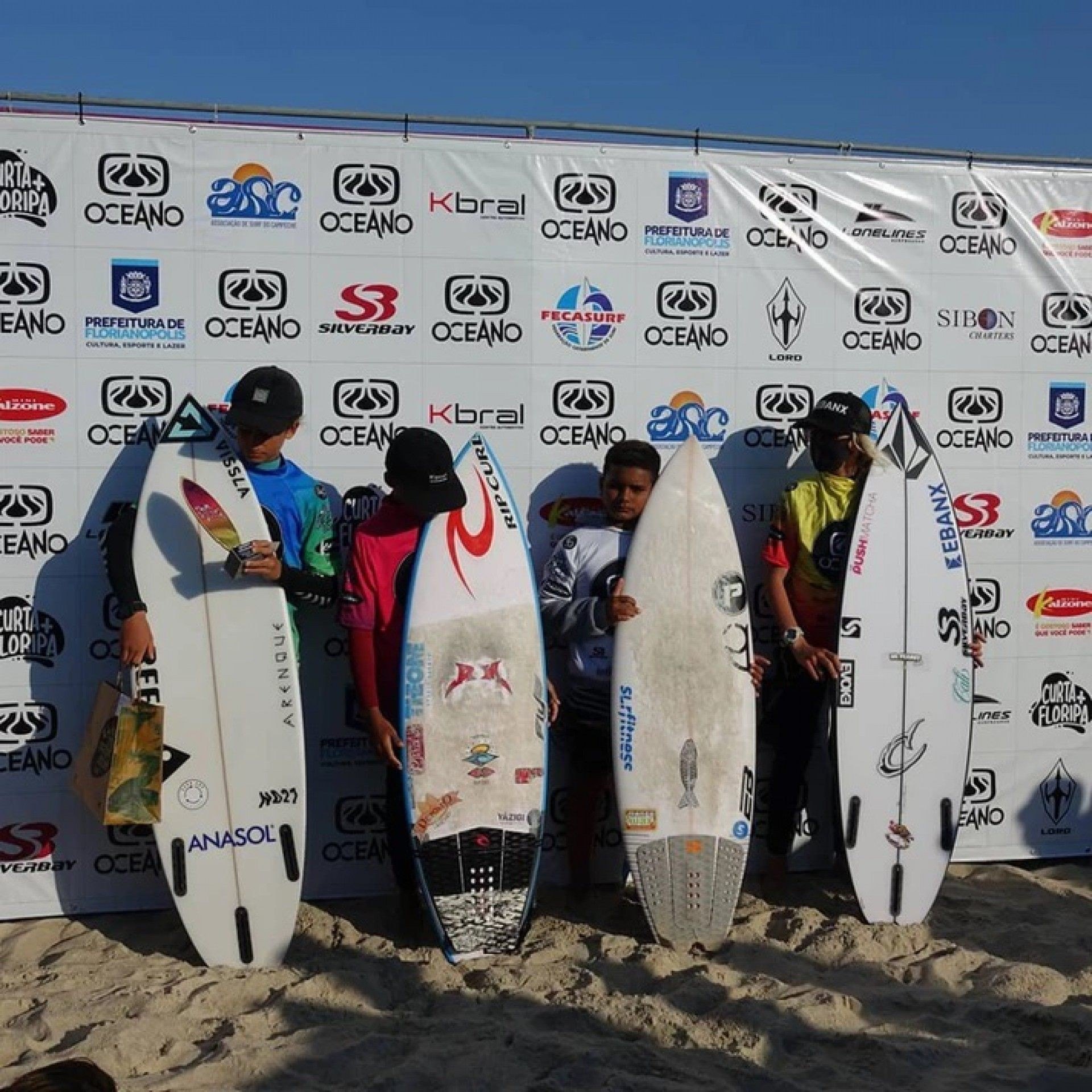 O torneio, considerado um dos principais circuitos do país para os surfistas com até 18 anos, aconteceu nos dias 11 e 12 deste mê - Letycia Rocha 