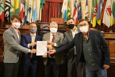 Poderes unidos para o fortalecimento do clima