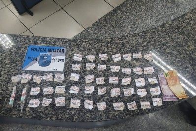 PM de Nova Friburgo apreende drogas e arma em ações de combate ao tráfico no final de semana