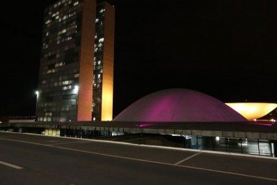 Senado adia votação de PL que dá apoio ao setor cultural