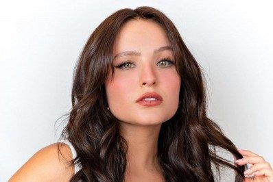 'Me sinto completa, não estou buscando relacionamento', diz Larissa Manoela