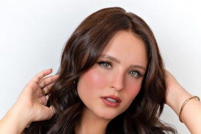 Veja o novo visual de Larissa Manoela