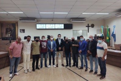 Arrecadação bate recorde e recebe elogio do Legislativo