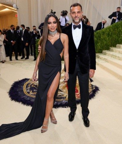 Anitta e Alexandre Birman no Met Gala 2021 - AFP