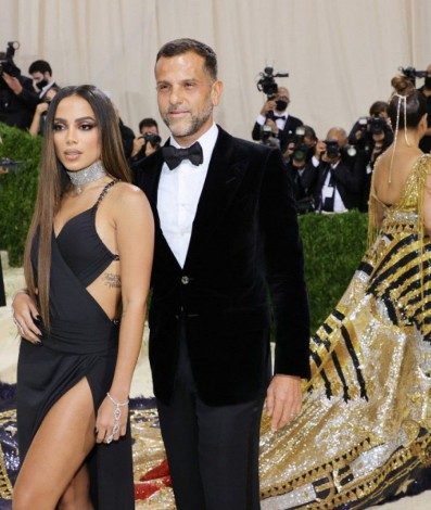 Anitta e Alexandre Birman no Met Gala 2021 - AFP