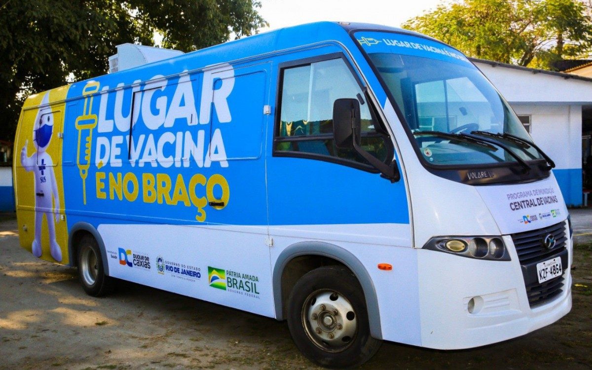 Ônibus da vacinação vai percorrer bairros de Duque de Caxias - Divulgação