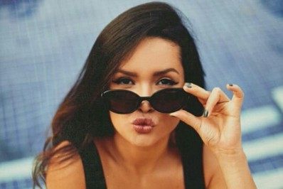 Juliette quase mostra demais em clique divertido: 'Uepa'