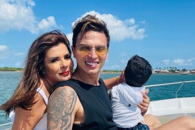 Mara Maravilha mostra viagem em família: 'Sou invejada'