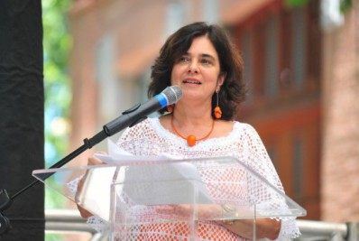 Live debate desigualdades de gênero no setor da saúde